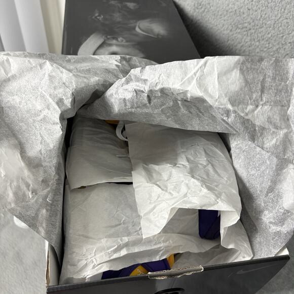 Nike Lebron VIII 8 QS Laker's Court Purple Gold DC8380-500 Men's Size 8.5 - Picture 16 of 16